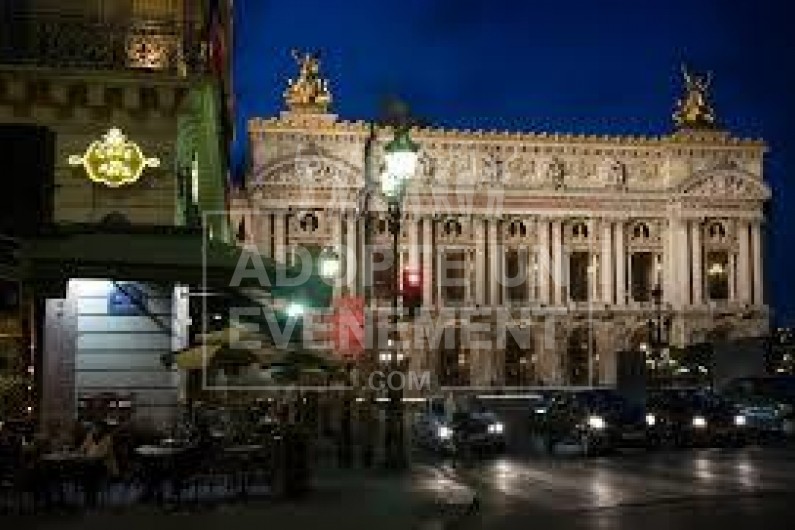 CAFE DE LA PAIX PARIS OPERA SOIREE ANIMATION SOIREE EVENEMENTIEL | adopte-un-evenement