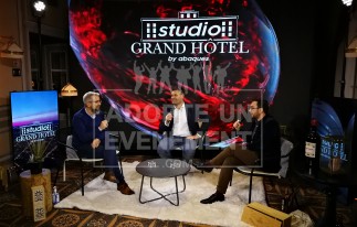 HOTEL 5 ETOILES BORDEAUX EVENEMENTS REUNION STREAMING CONVENTION ET EVENEMENT HYBRIDE STUDIO TV | adopte-un-evenement