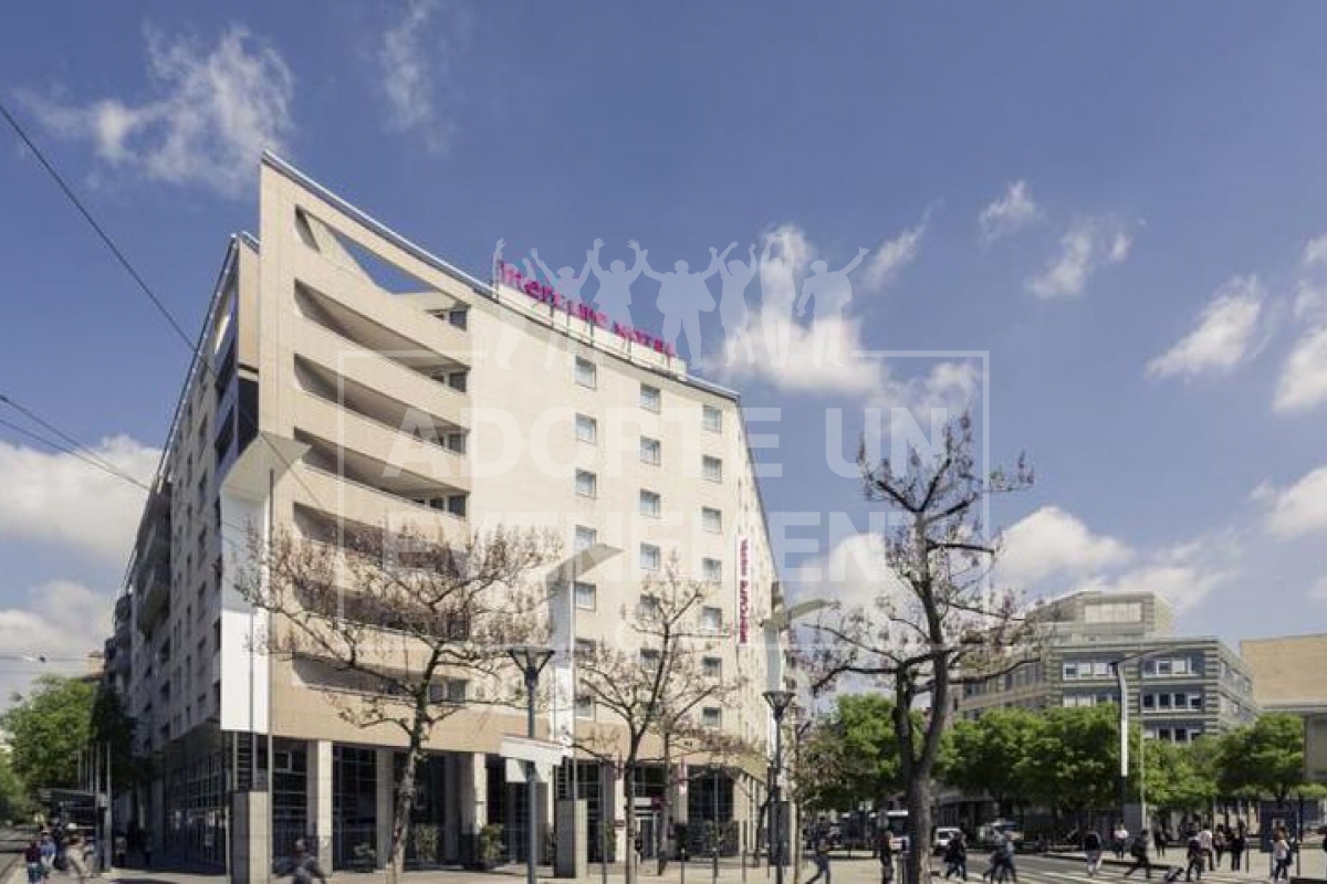 HOTEL LYON MERCURE LYON CENTRE CHARPENNES 5 MINUTES GARE REUNION SEMINAIRE LYON | adopte-un-evenement